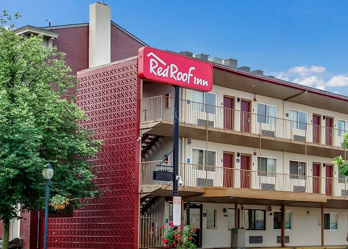 Red Roof Inn York Downtown
